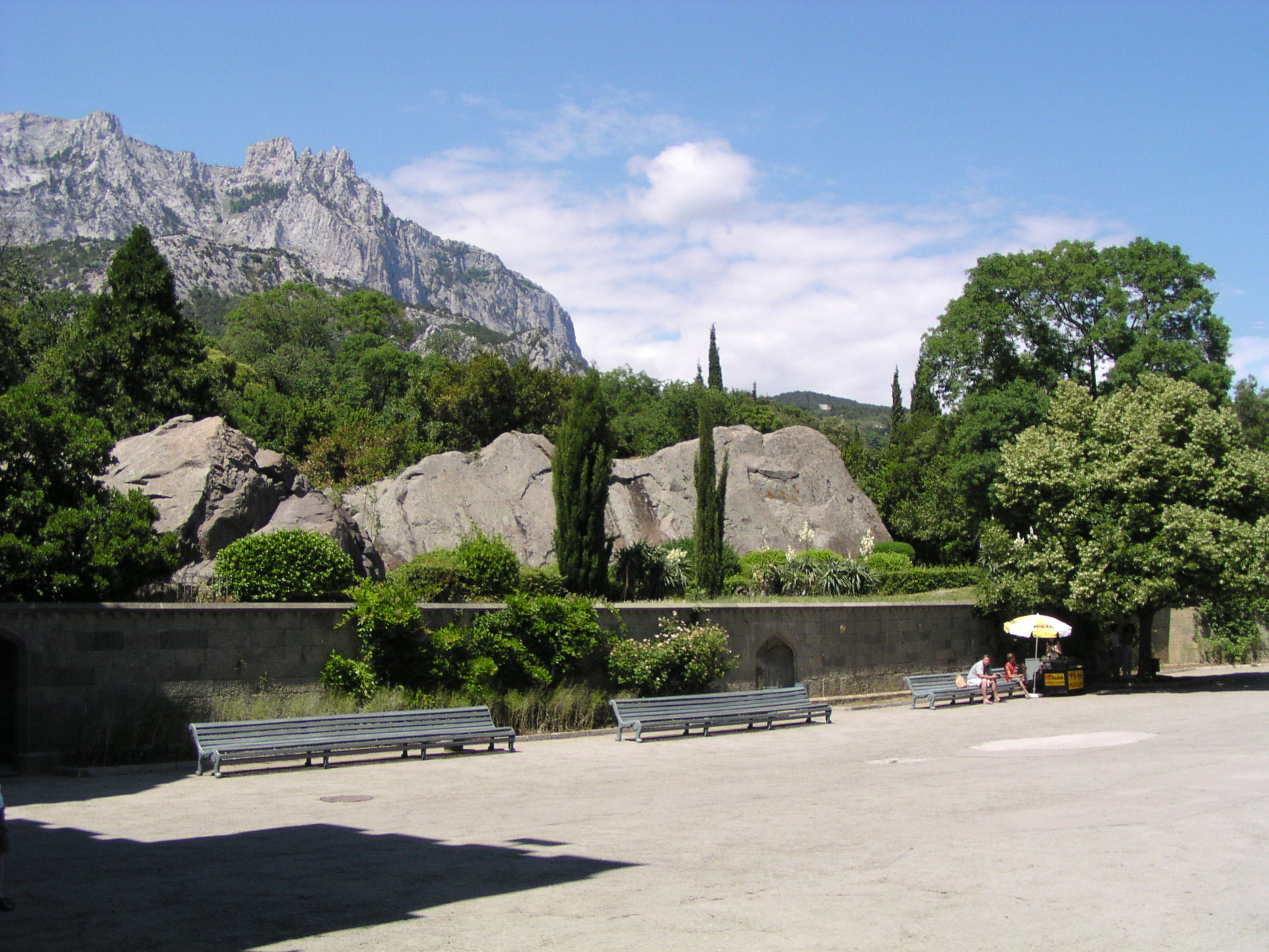 Пионерский парк в алупке