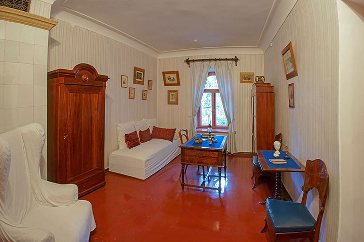 Комната для гостей (дом-музей А. П. Чехова)