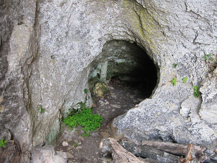 Пещера (Басман)
