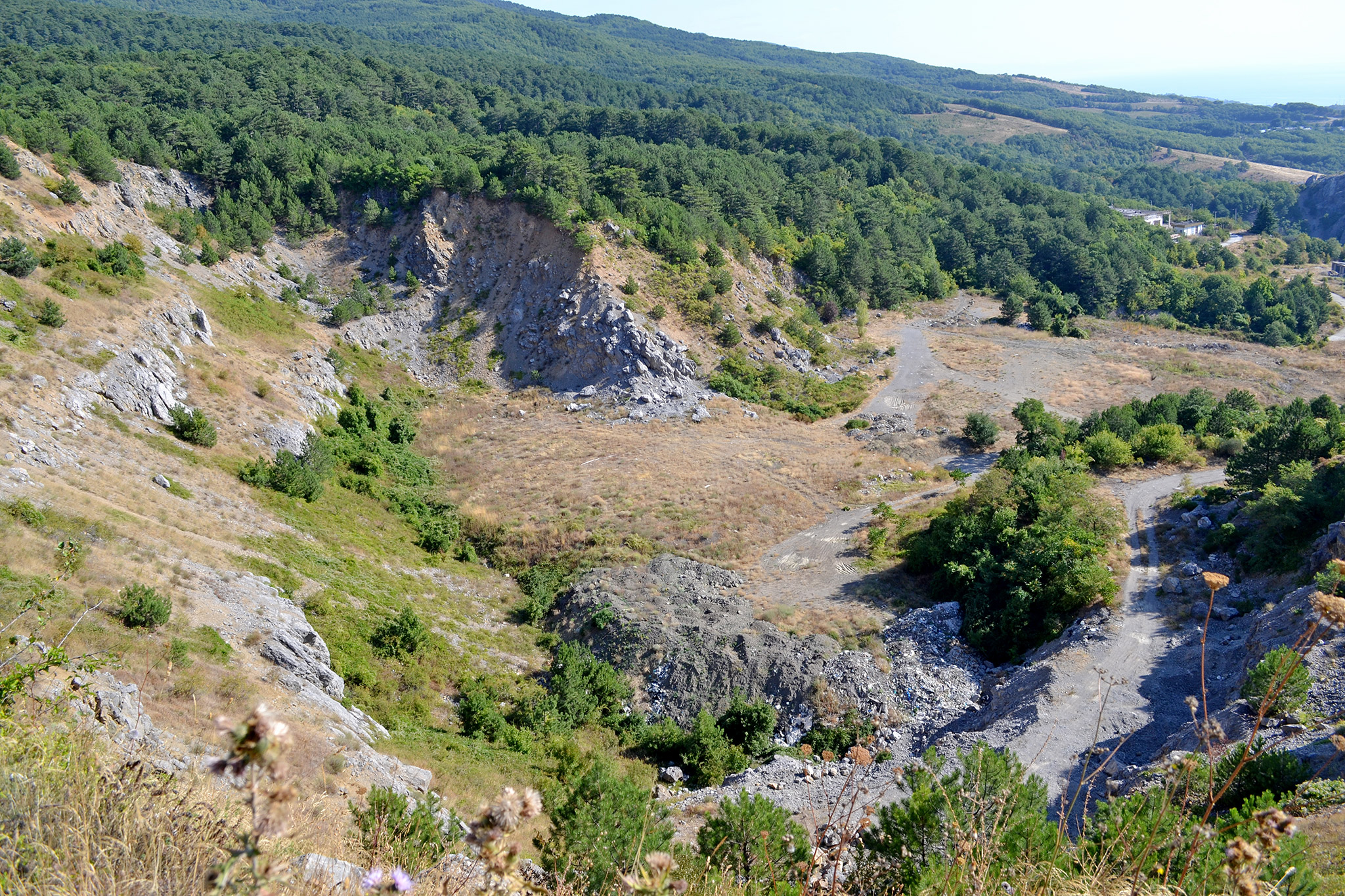 Краснокаменка, поселок (Большая Ялта) — путеводитель по отдыху в Крыму