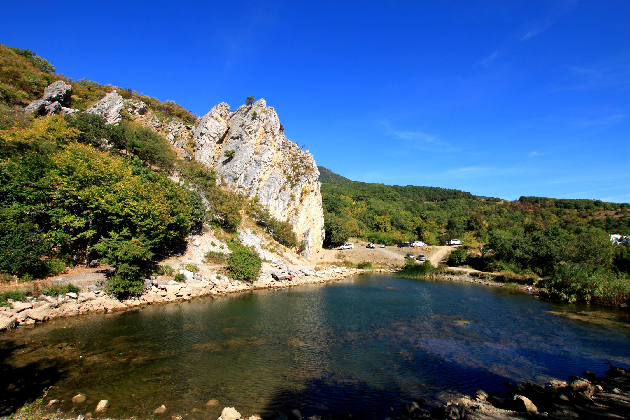 Красный камень, скала (над Гурзуфом) — путеводитель по отдыху в Крыму