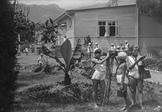 Занятия в фотокружке. Артек. 1930-е годы