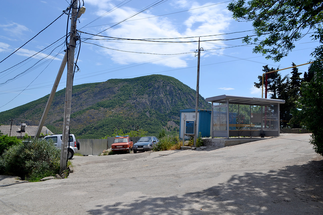 Лавровое, село (Алушта) — путеводитель по отдыху в Крыму