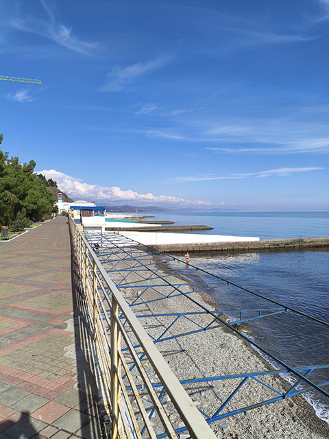 Восточная набережная в Алуште