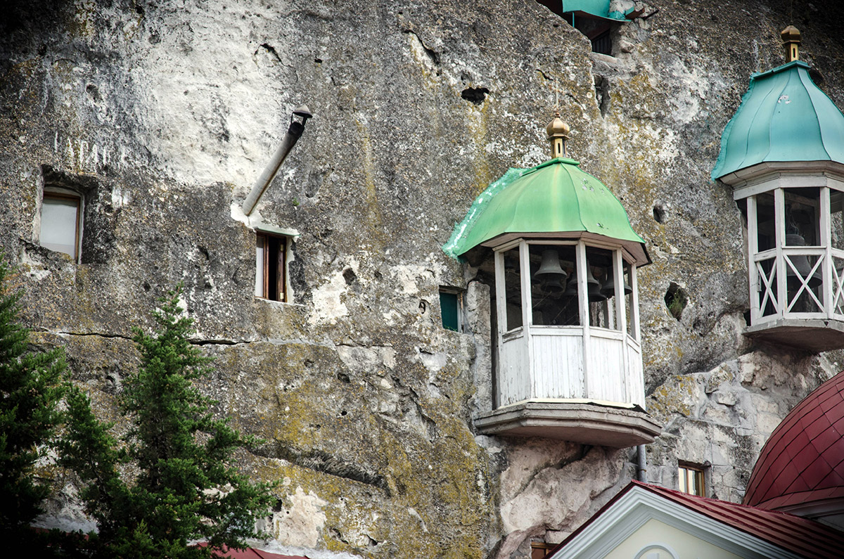 Пещерные церкви