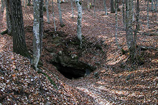 Партизанская пещера (Чайный домик)