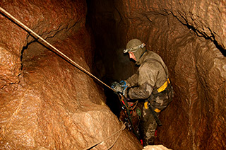 Солдатская пещера (Караби-яйла)