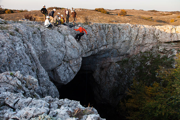 Пещера Большой Бузлук (Караби-яйла)