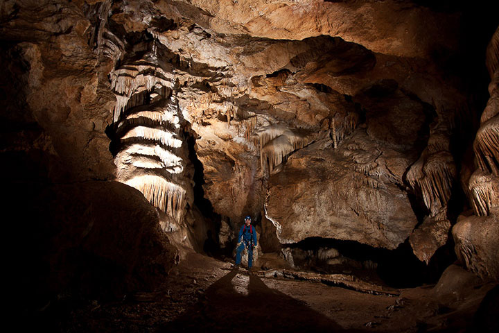 Пещера (шахта) Крубера. Караби