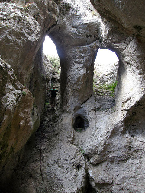 Пещера Эмине-Баир-Коба (Чатыр-Даг)