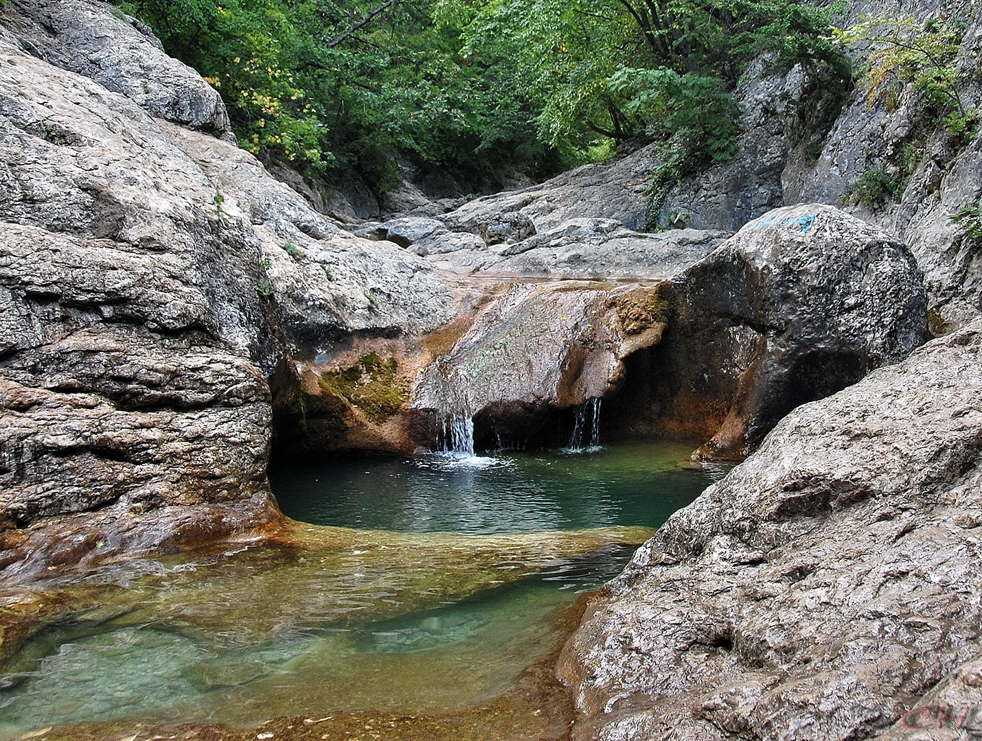 Арпатские водопады в крыму фото