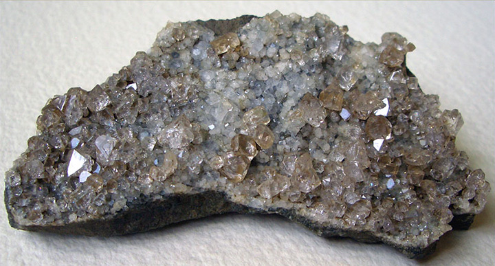 Карадагский минерал