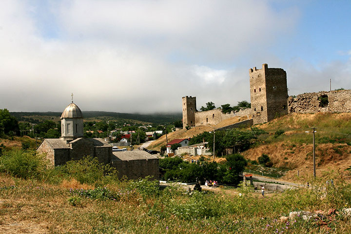 Генуэзская крепость Кафа (Феодосия)