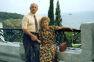Горбачев и Раиса Максимовна