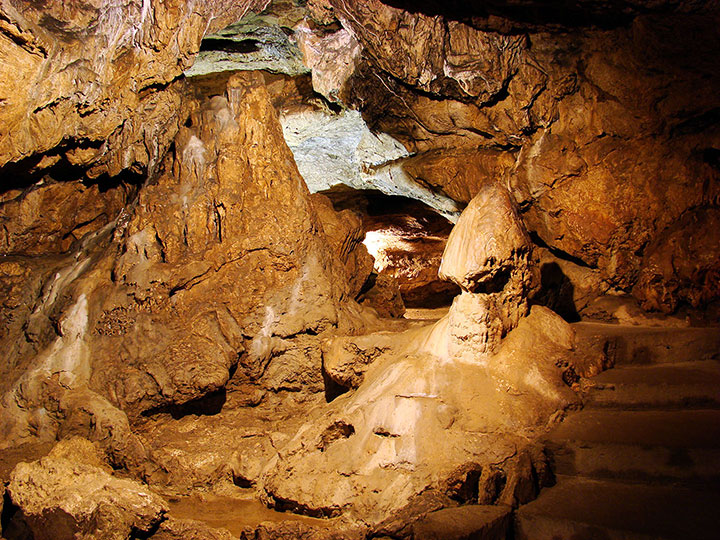 Красная пещера (Кизил-Коба)