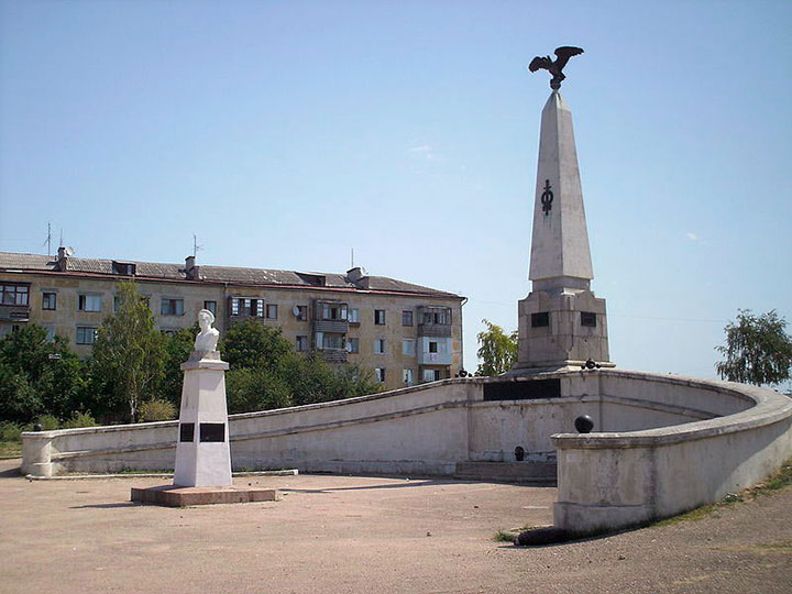 Памятник на Бомборской высоте