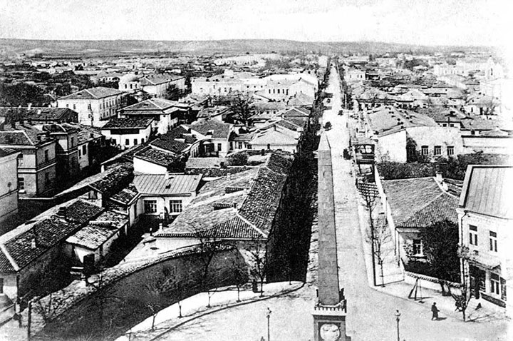Вид на Долгоруковскую улицу