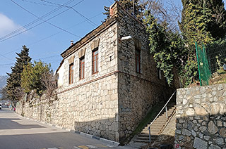 Ялта, ул. Кирова, 141–143