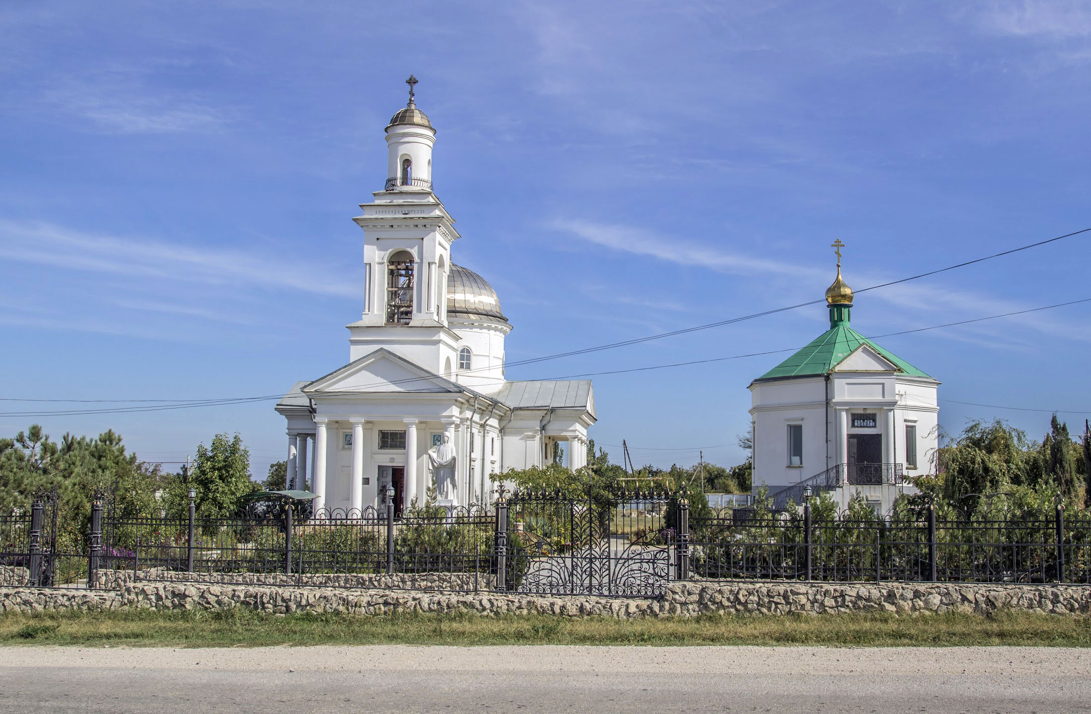 Храм во имя Скорбящей иконы Божией Матери (Насыпное) — путеводитель по  отдыху в Крыму