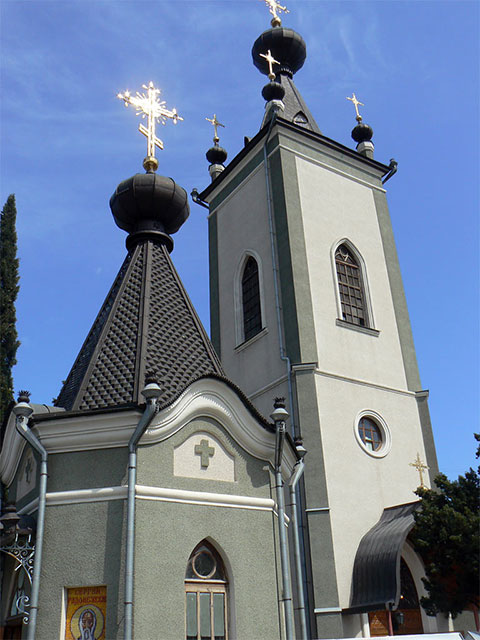 Храм всех крымских святых (Алушта)